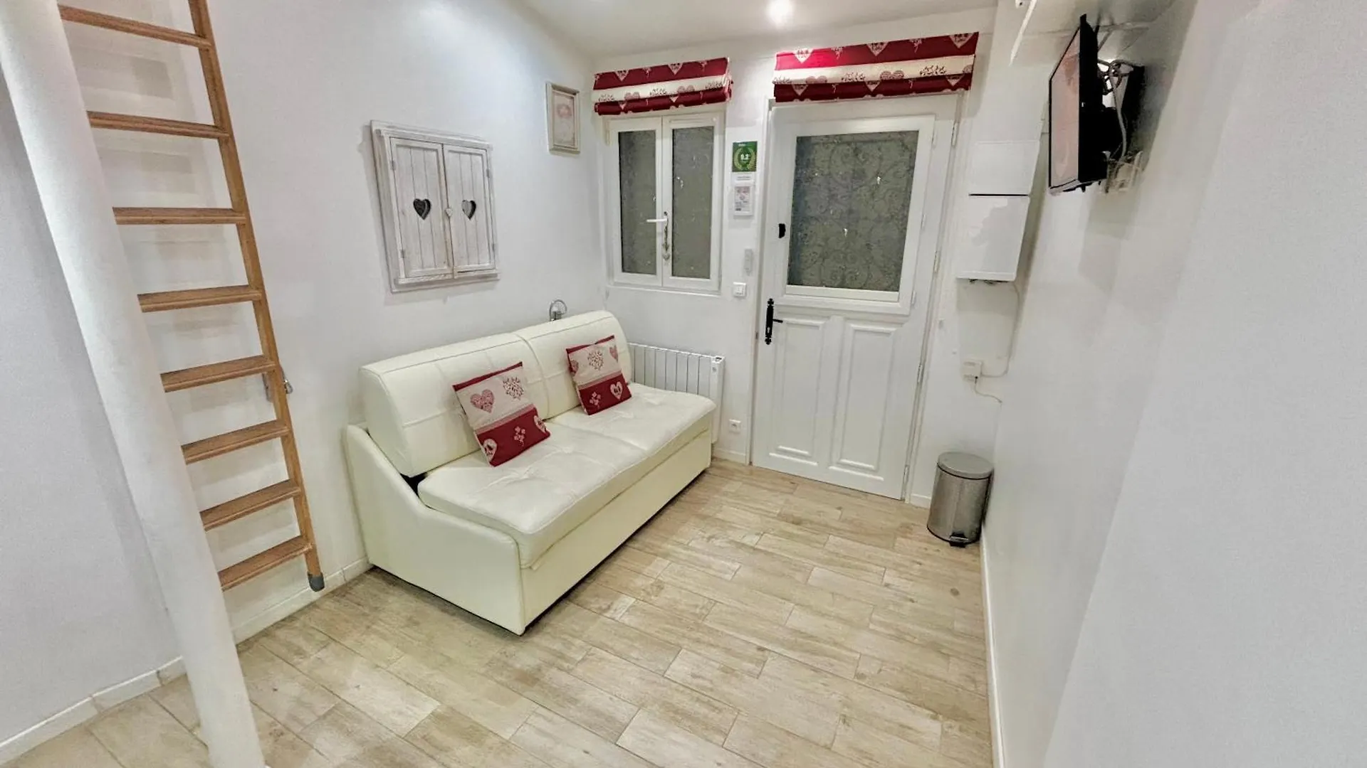 Superb Tiny House In Heart Of Paris 1St! 아파트 0*,  프랑스