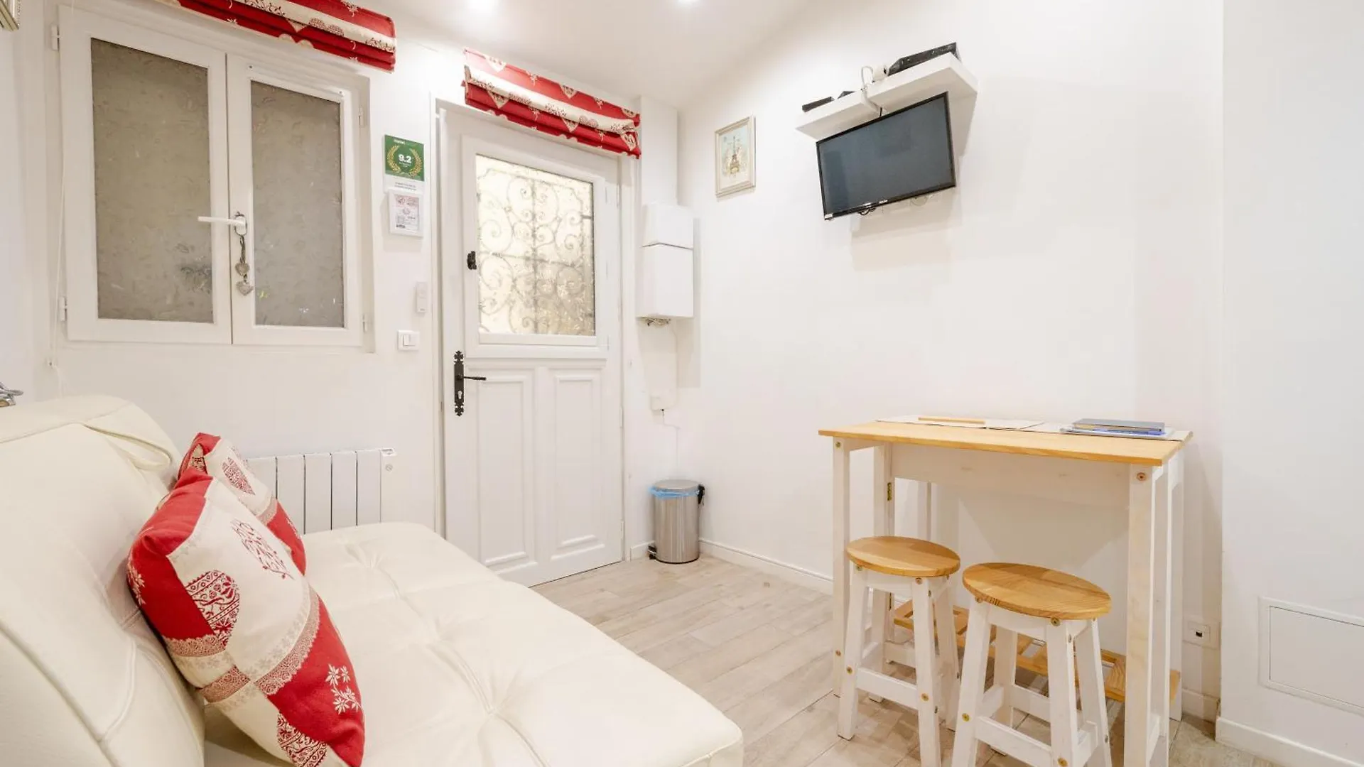 Apartamento Superb Tiny House In Heart Of Paris 1St!